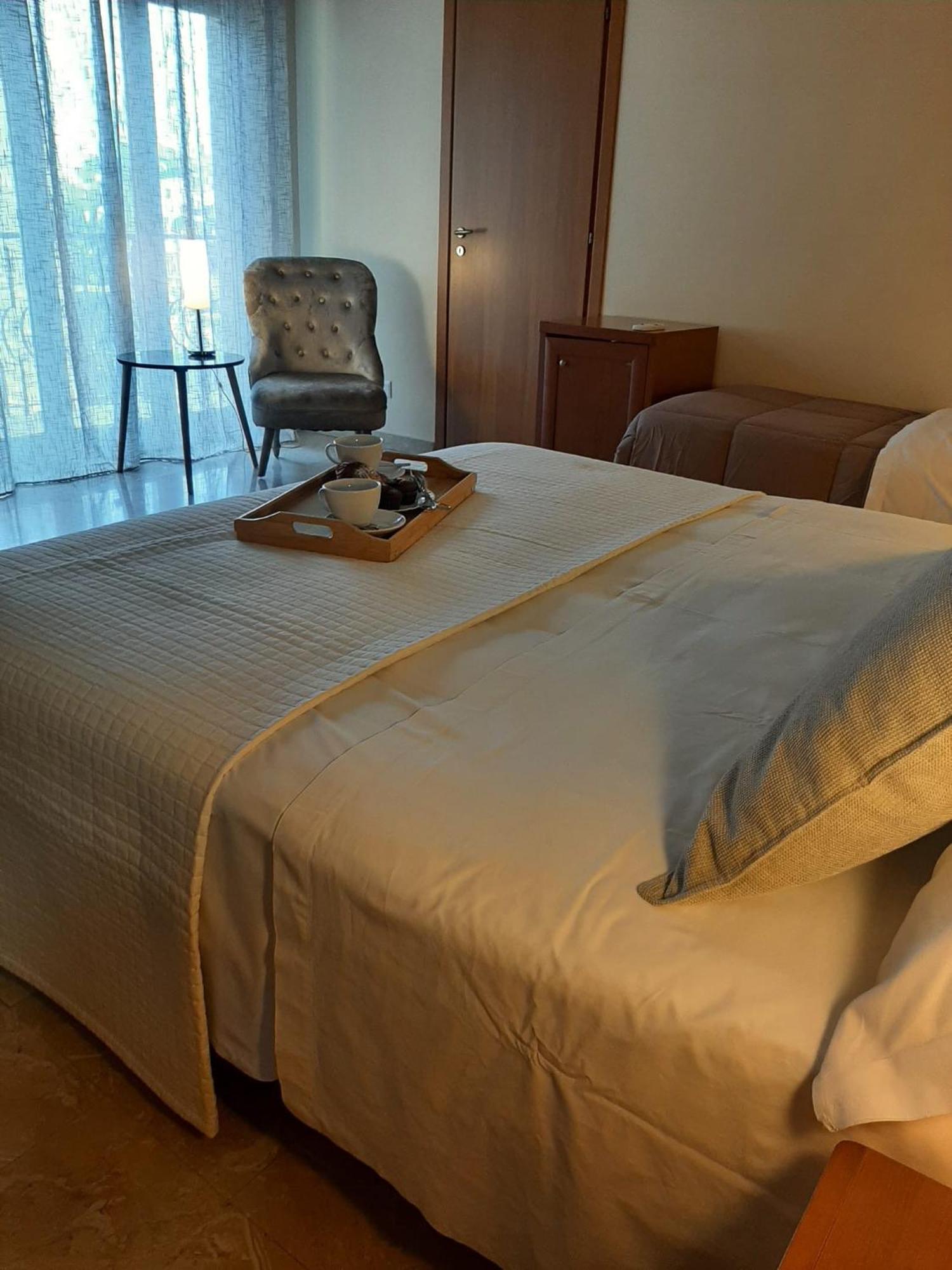 Baaria Porto Rooms Милацо Екстериор снимка