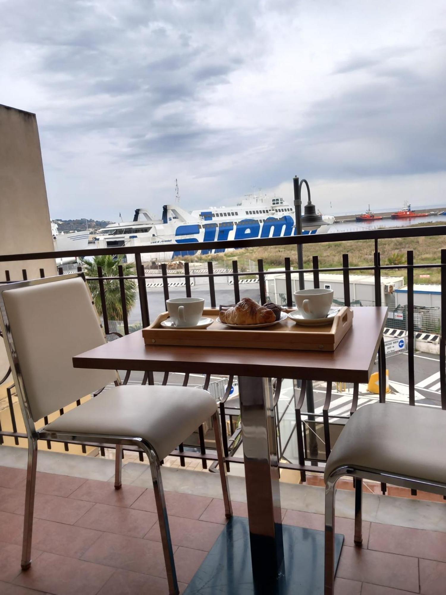 Baaria Porto Rooms Милацо Екстериор снимка