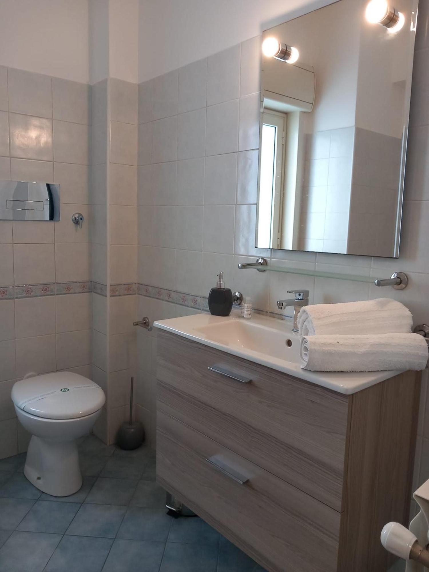 Baaria Porto Rooms Милацо Екстериор снимка