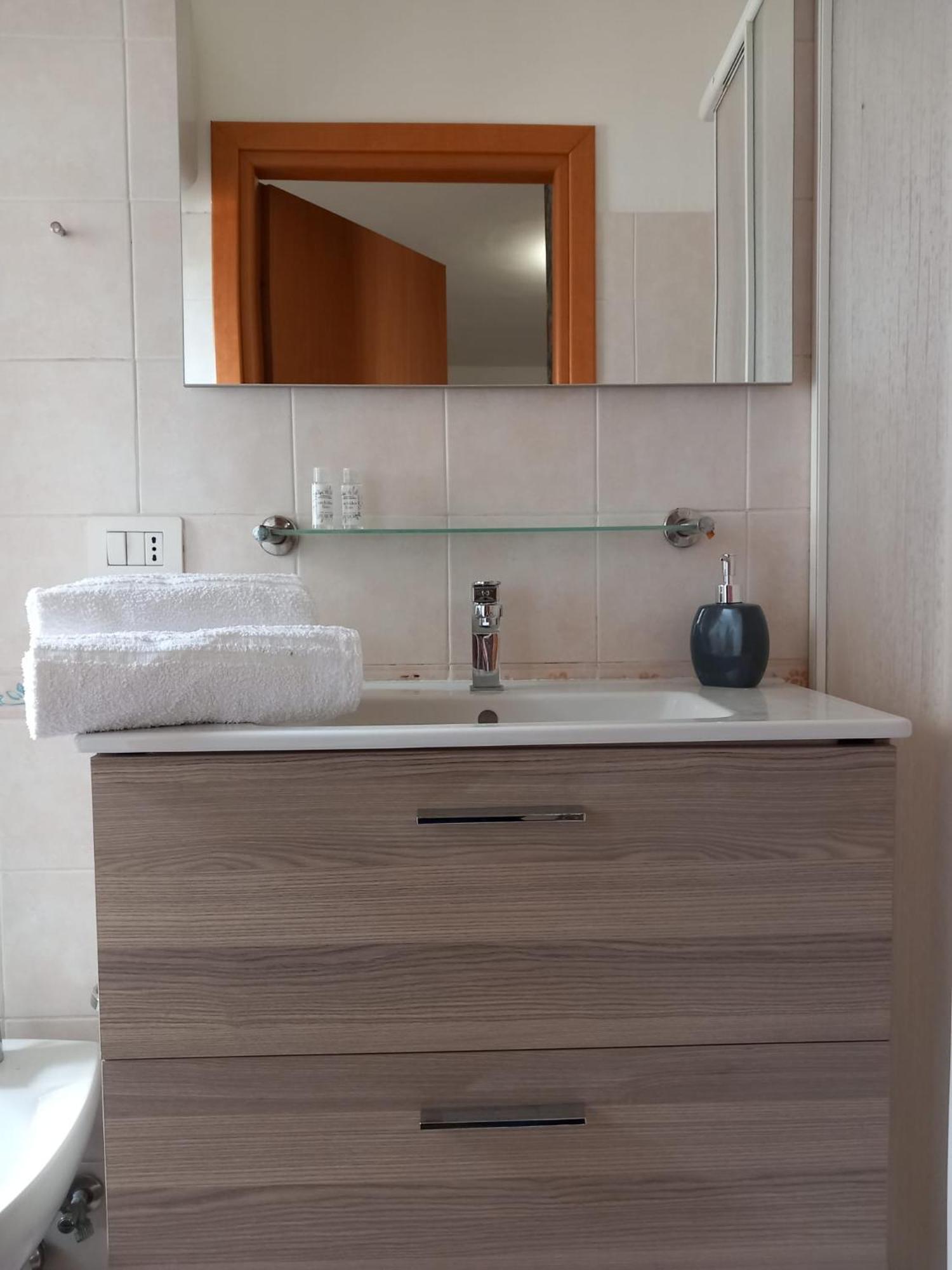 Baaria Porto Rooms Милацо Екстериор снимка