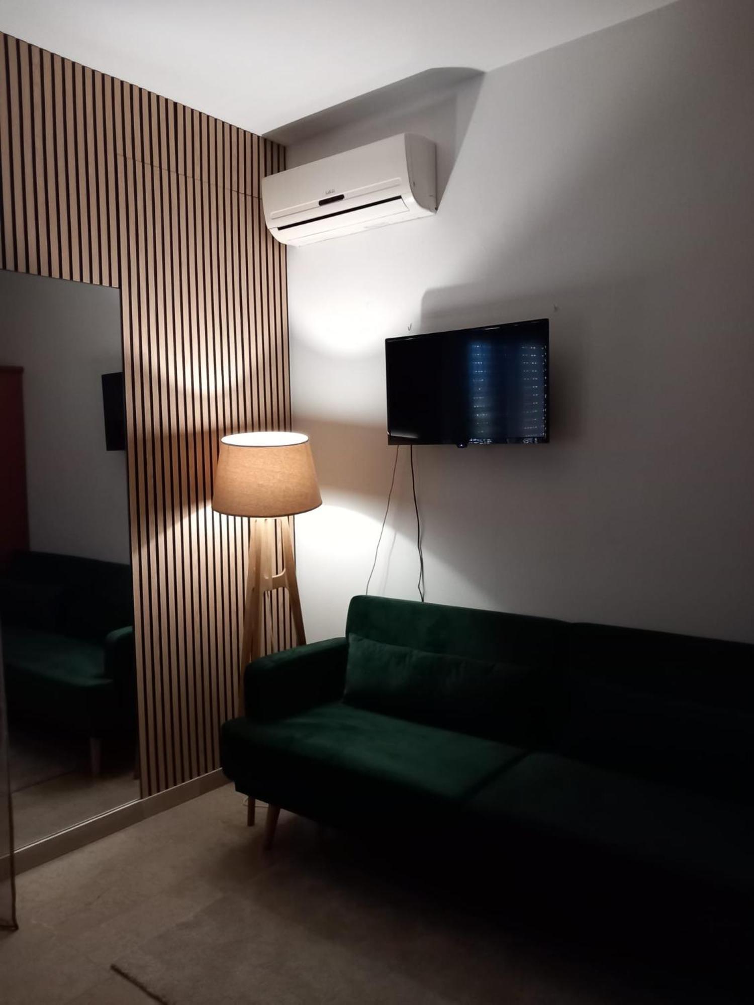 Baaria Porto Rooms Милацо Екстериор снимка